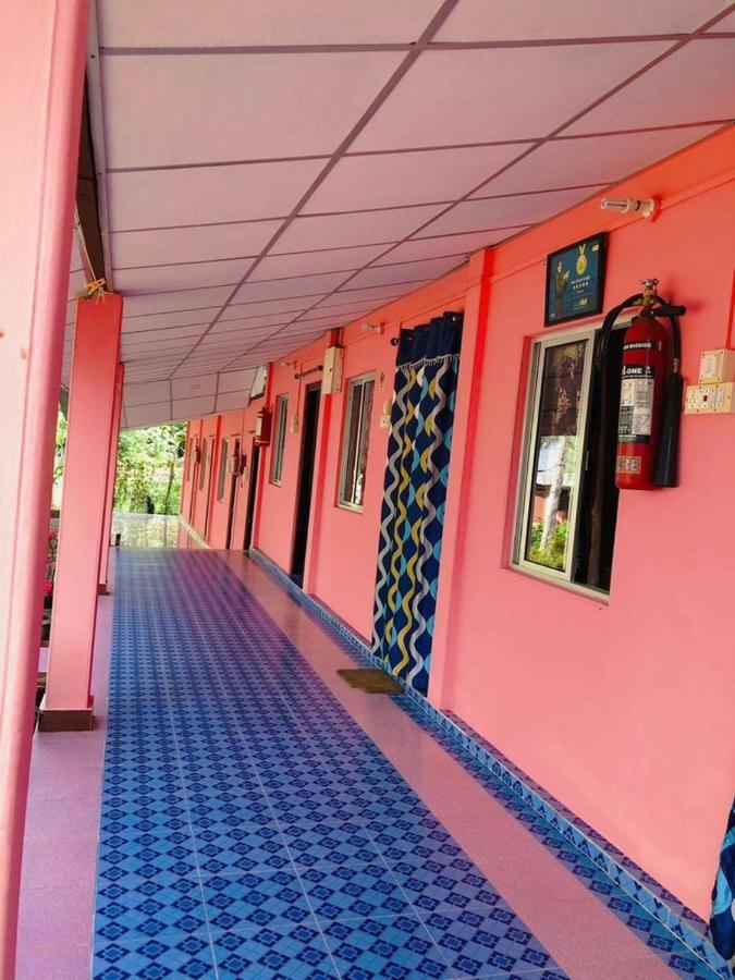 מלון Lakshmanpur Blue Bird Residency מראה חיצוני תמונה